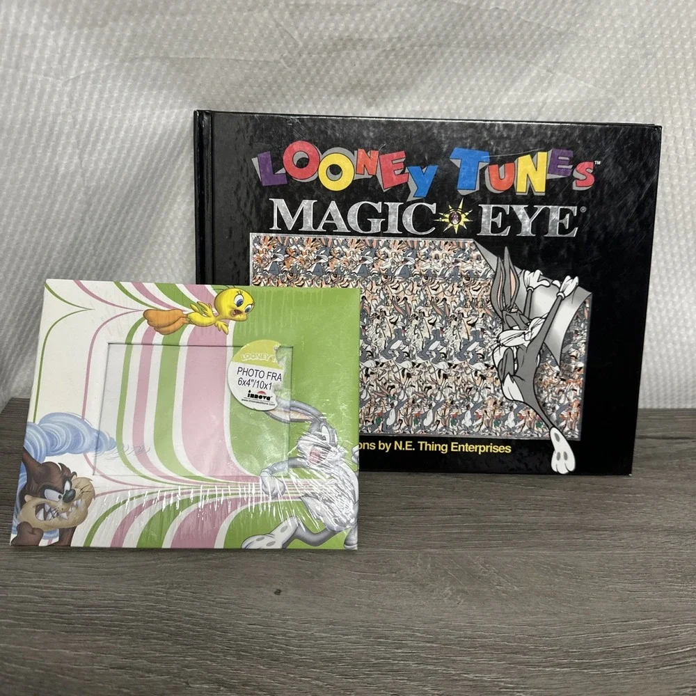 Looney Tunes' Magic Eye Hardcover N. E. Thing Enterprises Staff